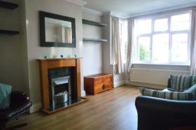 2 bedroom Ground Fla...